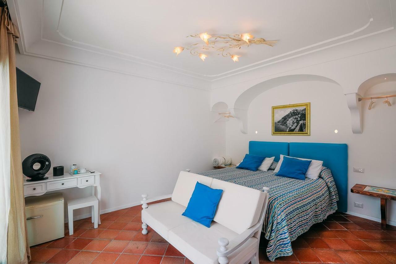 Villa Anfitrite Positano Exteriör bild